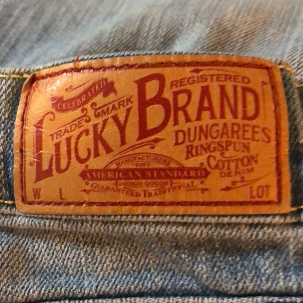 Lucky Brand Jeans waist 32” - Picture 7 of 7